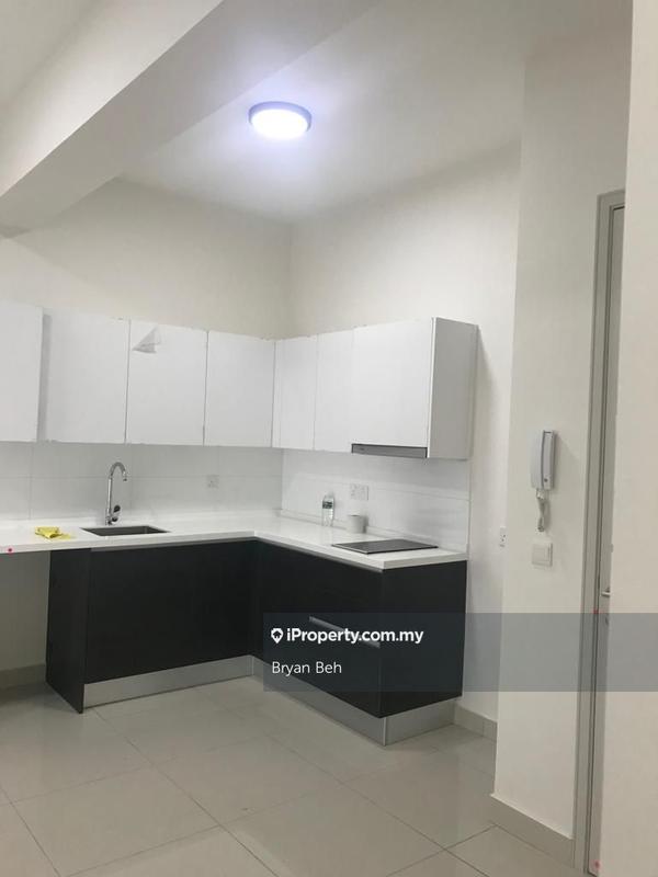 For Rent - 28 Boulevard