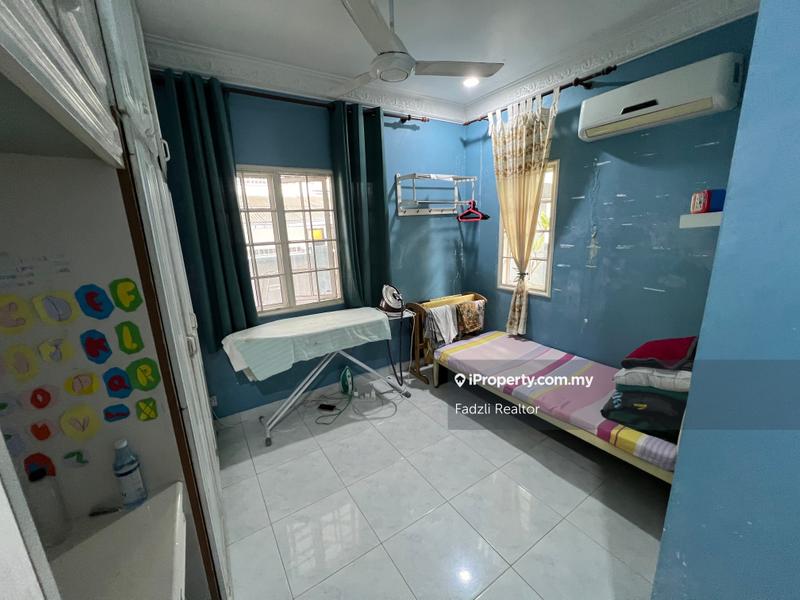 Bungalow House for Sale in Taman TAR, Ampang by Fadzli Realtor - iProperty.com.my