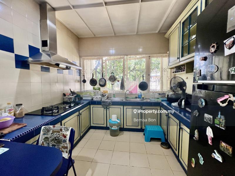 Bungalow House for Sale in Seksyen 16, Petaling Jaya by Bernisa Bon - iProperty.com.my
