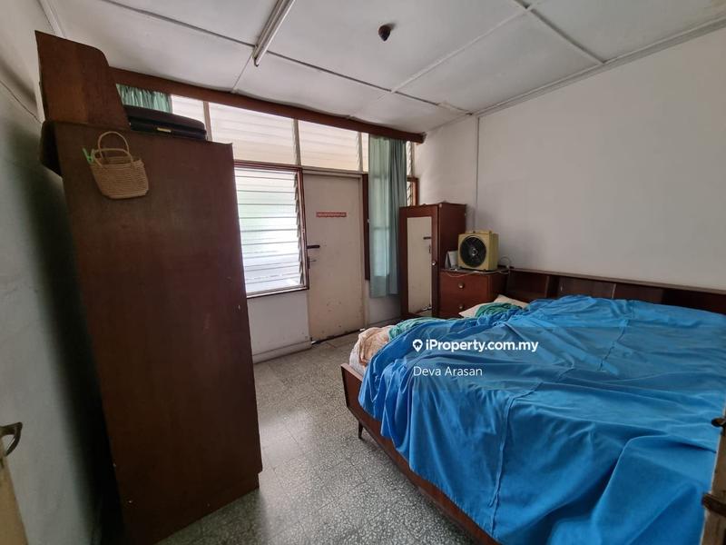 Rumah Teres 2-Tingkat untuk Dijual di Seksyen 6, Petaling Jaya oleh Deva Arasan - iProperty.com.my