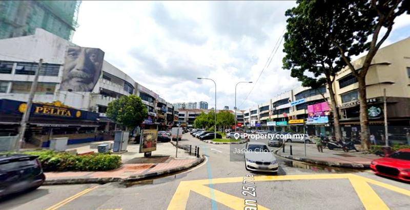 For Sale - GOOD DEAL! POTENTIAL ROI 5% , FREEHOLD