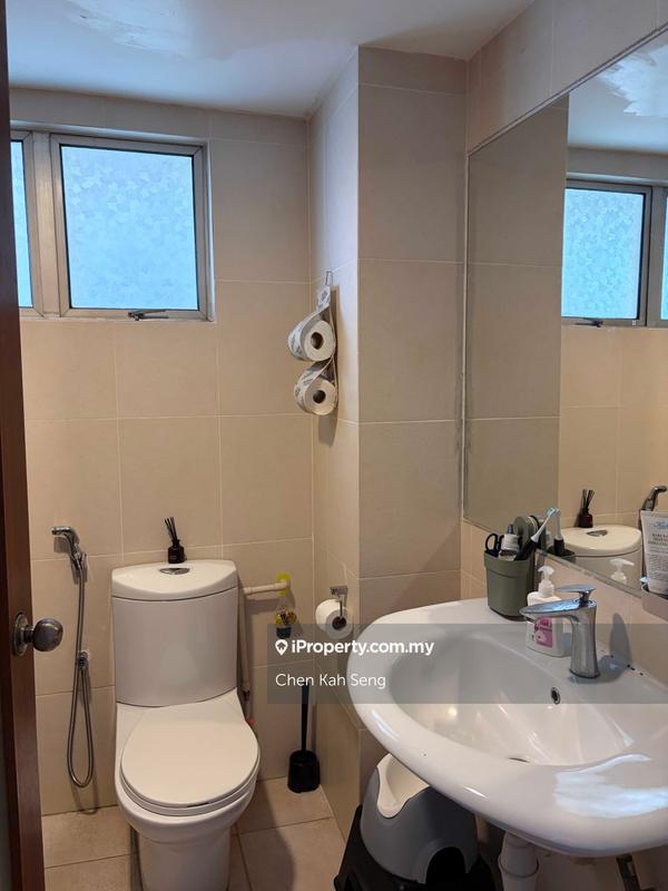 Kondominium untuk Dijual di Pantai Panorama Condominiums oleh Chen Kah Seng - iProperty.com.my