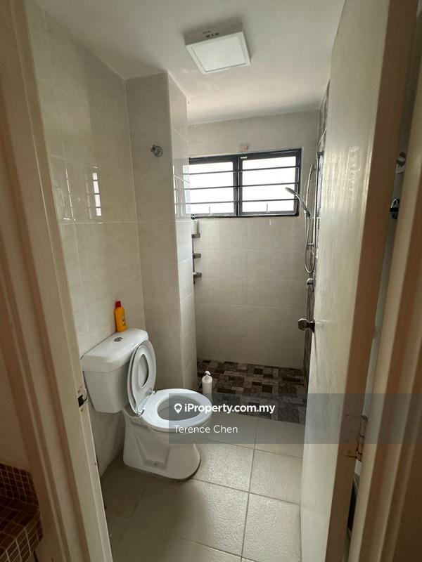 Rumah Berangkai 2 Tingkat untuk Dijual di Taman Puchong Hartamas Kim Crest, Puchong oleh Terence Chen - iProperty.com.my