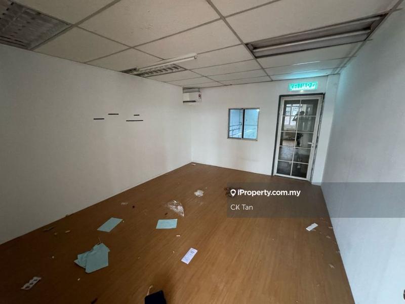 Semi-D Kilang untuk Dijual di Taman Perindustrian Bukit Serdang, Seri Kembangan oleh CK Tan - iProperty.com.my
