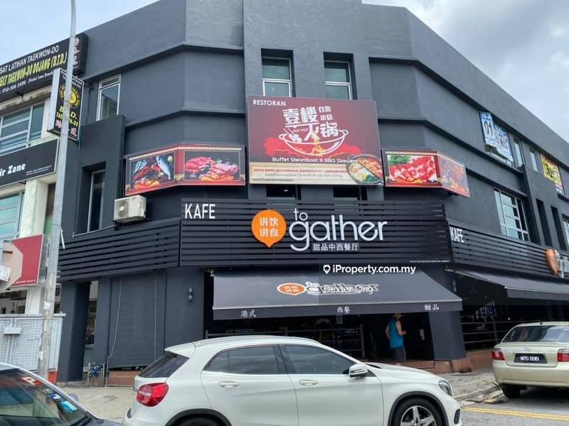 Shop for Sale in Taman Bukit Serdang, Seri Kembangan by Dexter Ong - iProperty.com.my