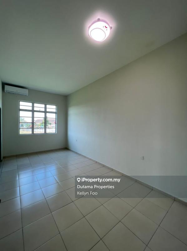 Semi-Detached House for Sale in 2 Storey Semi-D Limbongan Jaya, Melaka City by Kellyn Foo - iProperty.com.my