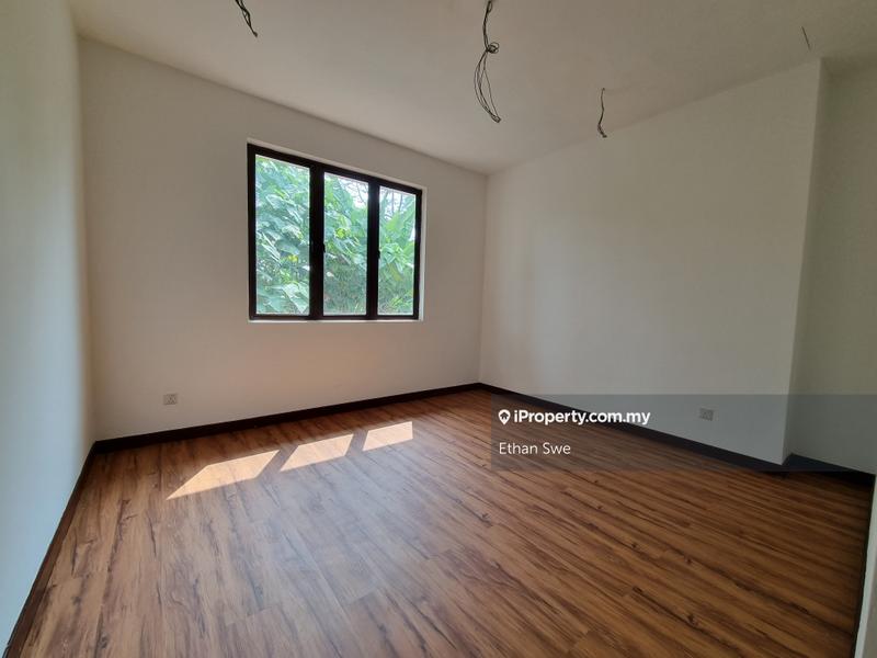 Bungalow House for Sale in Bukit Rahman Putra, Sungai Buloh by Ethan Swe - iProperty.com.my