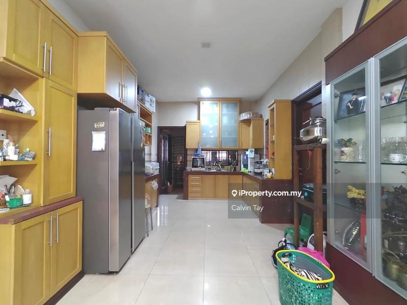 Banglo untuk Dijual di Stapok, Kuching oleh Calvin Tay - iProperty.com.my