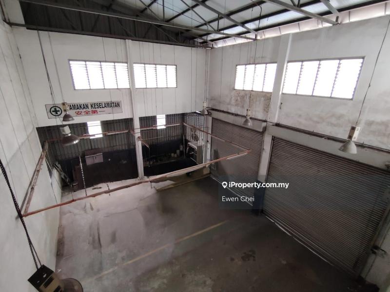 For Rent - (Corner Mainroad) Kepong Sri Edaran 1.5sty Semi-D Factory For Rent Taman Usahawan