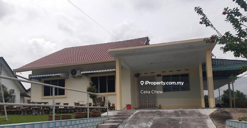 Bungalow House for Sale in Hock Lee Housing, Tampin by Celia Chew - iProperty.com.my
