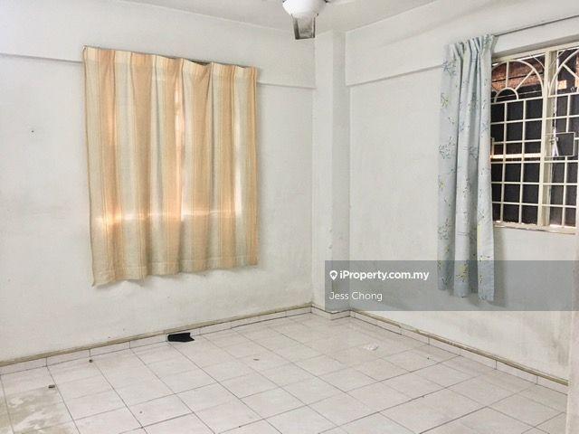 Condominium for Sale in Seri Mas Condominium by Jess Chong - iProperty.com.my