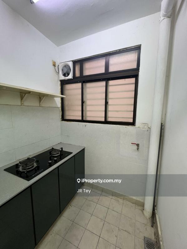 Kondominium untuk Dijual di Indah Alam (Subang Andaman) oleh JR Tey - Kitchen - iProperty.com.my