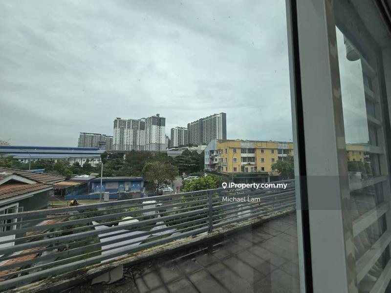 Rumah Teres 2.5-Tingkat untuk Dijual di Ara Damansara, Petaling Jaya oleh Michael Lam - iProperty.com.my