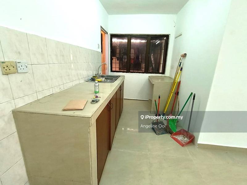 Rumah Flat untuk Dijual di Lestari Apartment oleh Angeline Ooi - iProperty.com.my