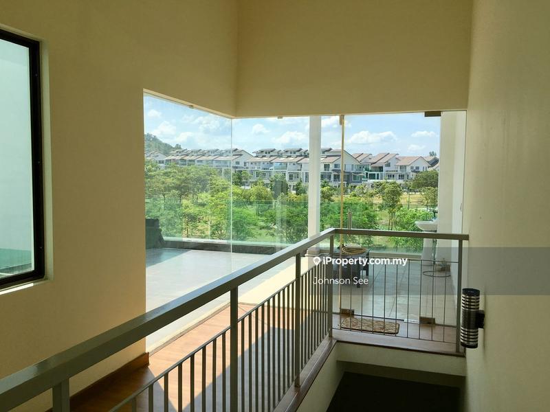 Rumah Berangkai 3 Tingkat untuk Dijual di Denai Alam, Shah Alam oleh Johnson See - iProperty.com.my