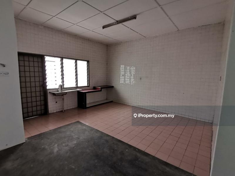 Shop / Office untuk Disewa di Seksyen 28, Taman Alam Megah, Shah Alam oleh Tony Tan - iProperty.com.my