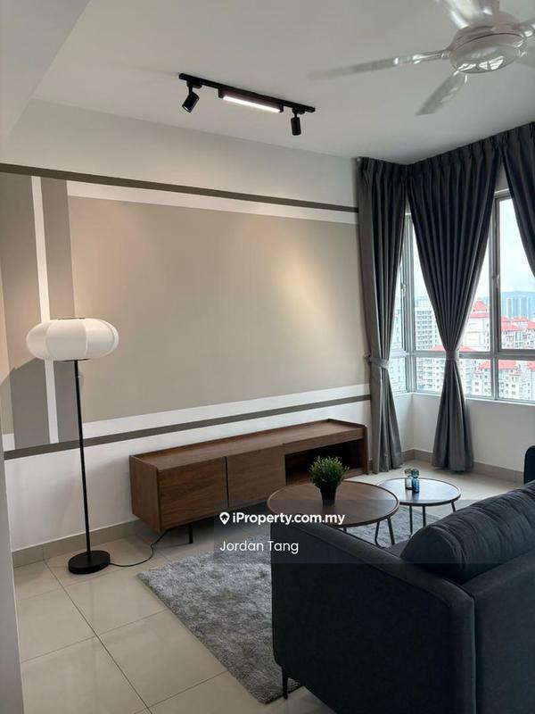 Kediaman Servis untuk Disewa di Solaris Dutamas oleh Jordan Tang - Living Room - iProperty.com.my