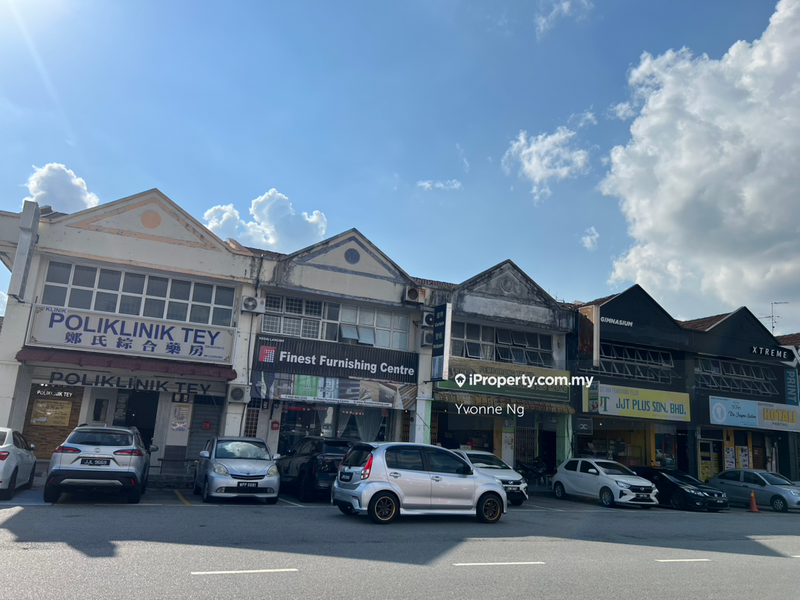 Shop-Office for Sale in Taman Universiti 2 Storey Shophouse, Skudai by Yvonne Ng - iProperty.com.my