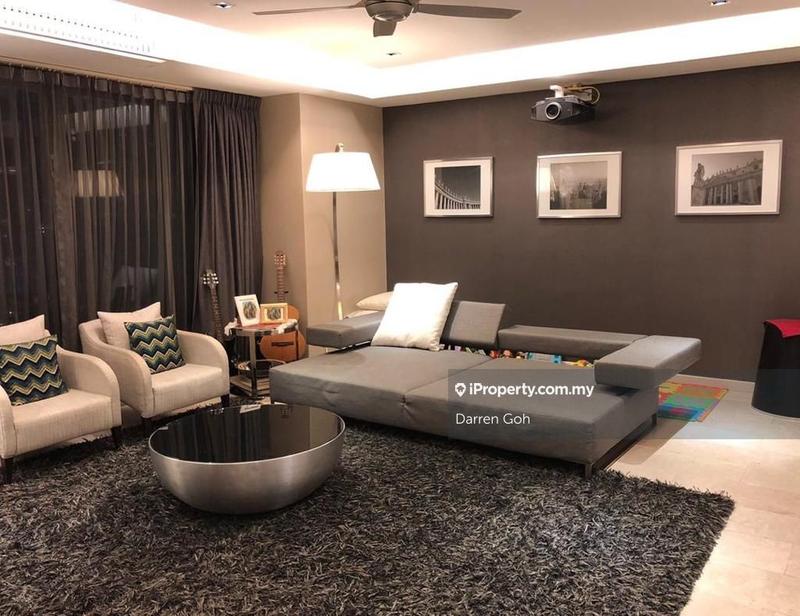 For Sale - 2 Hampshire