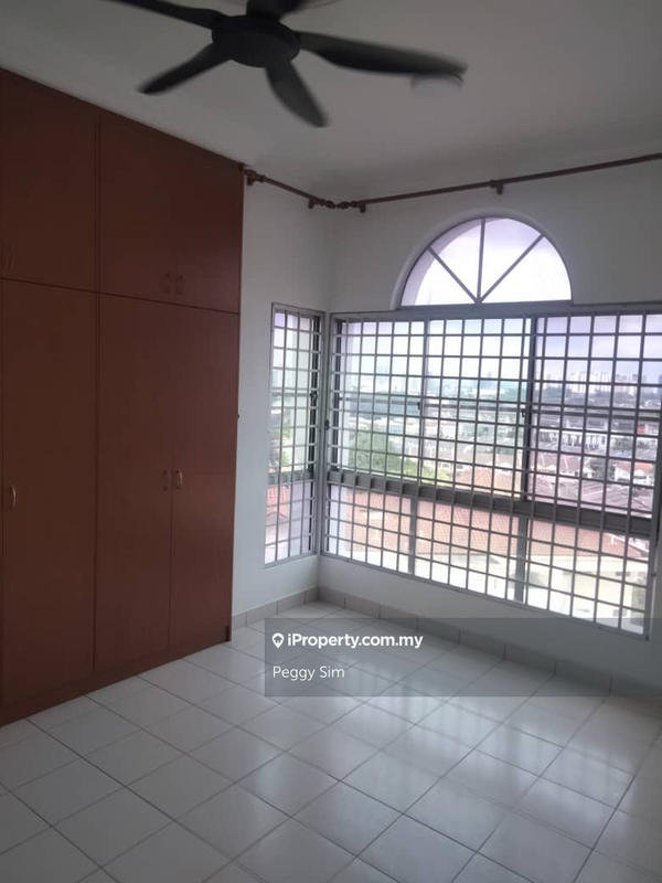 Condominium for Rent in La Vista Condominiums by Peggy Sim - iProperty.com.my
