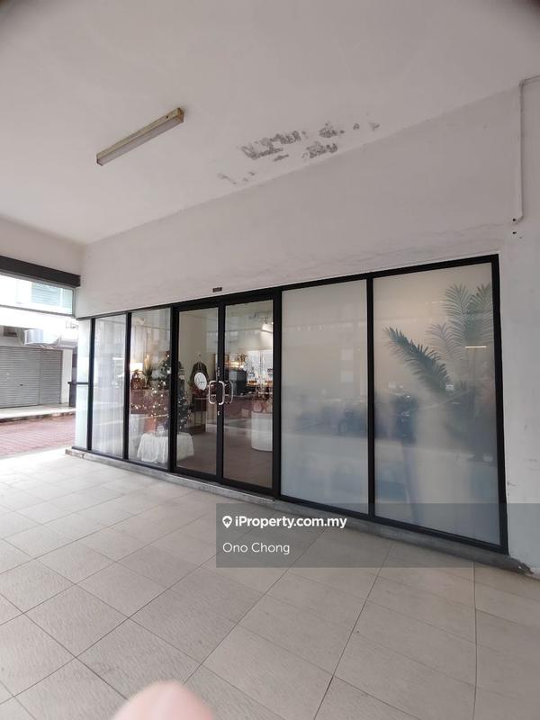 Kedai untuk Dijual di Kelana Jaya, Petaling Jaya oleh Ono Chong - iProperty.com.my