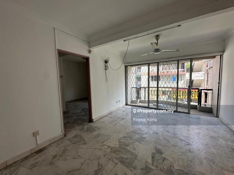 Rumah Pangsa untuk Dijual di Kinrara Court oleh Regine Kong - iProperty.com.my