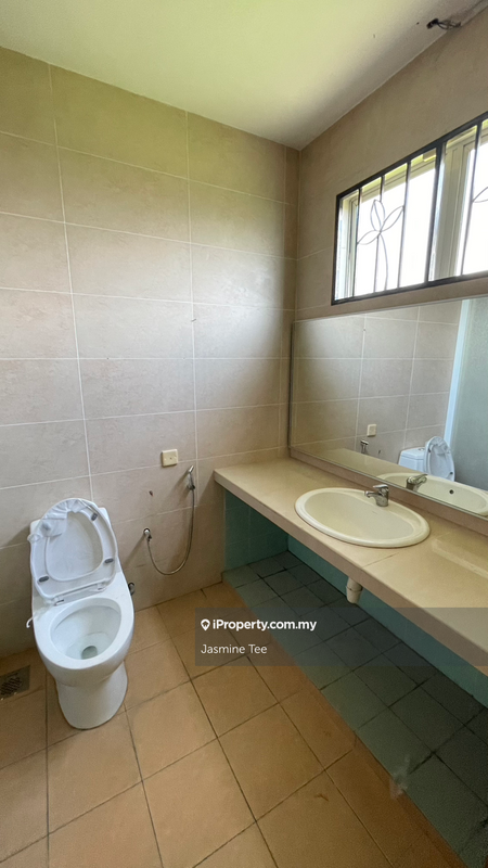 Bungalow House for Sale in Renovated with swimming pool, Ampang Utama(Ampang, Ampang by Jasmine Tee - iProperty.com.my