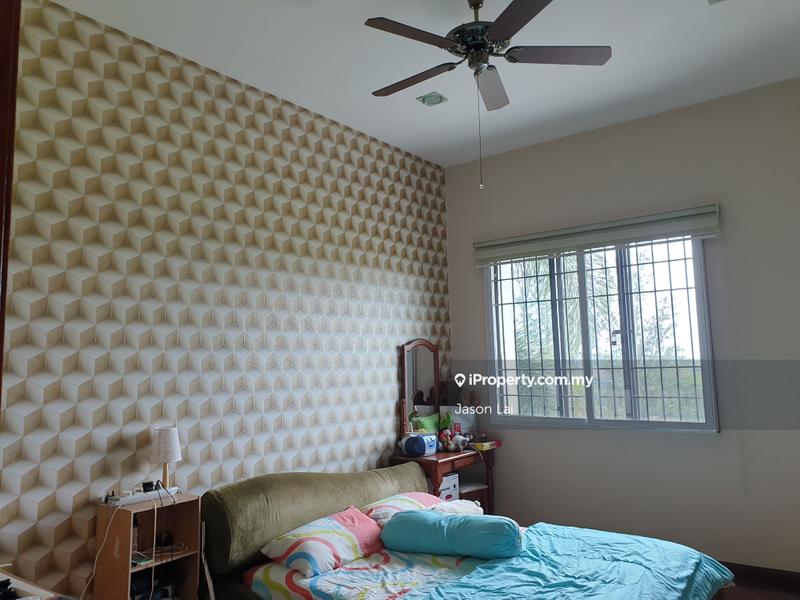 Bungalow House for Sale in Bukit Rahman Putra, Sungai Buloh by Jason Lai - iProperty.com.my