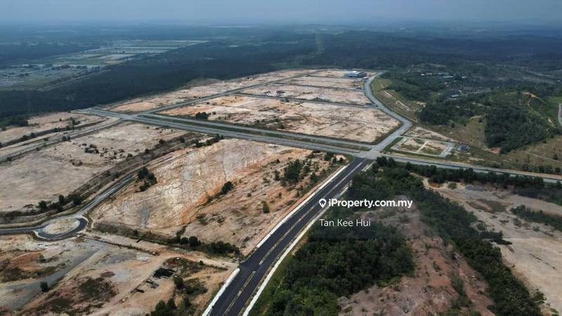 For Sale - Industrial Land [75ac CONVERTED] Proton City Tanjung Malim