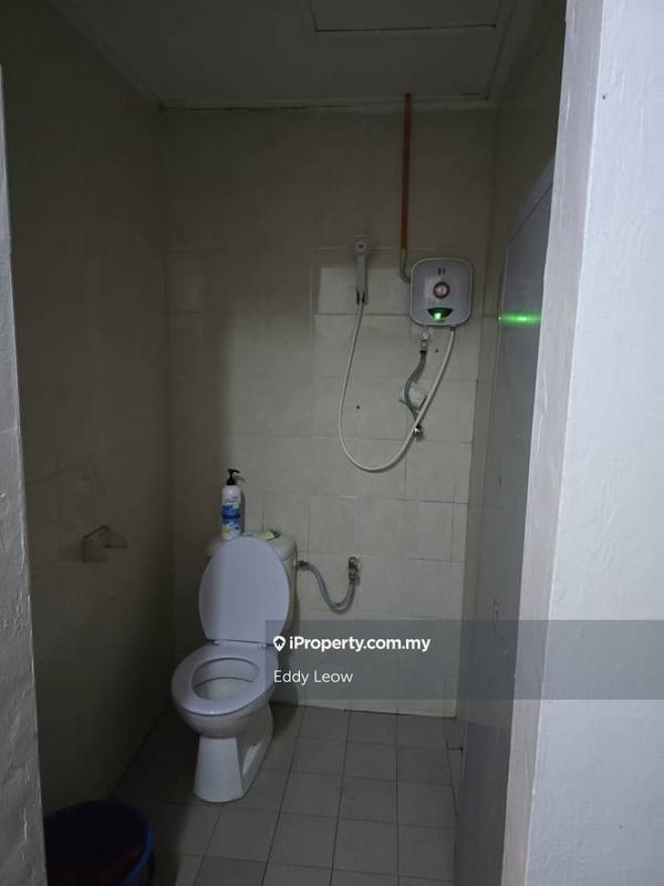 Shop for Sale in Jalan Tukang Emas, Melaka by Eddy Leow - iProperty.com.my