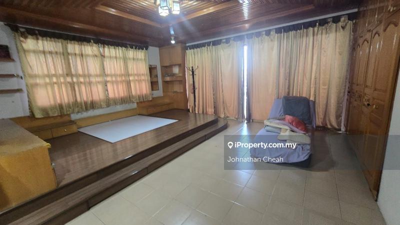 Bungalow House for Sale in Taiping, Perak by Johnathan Cheah - iProperty.com.my