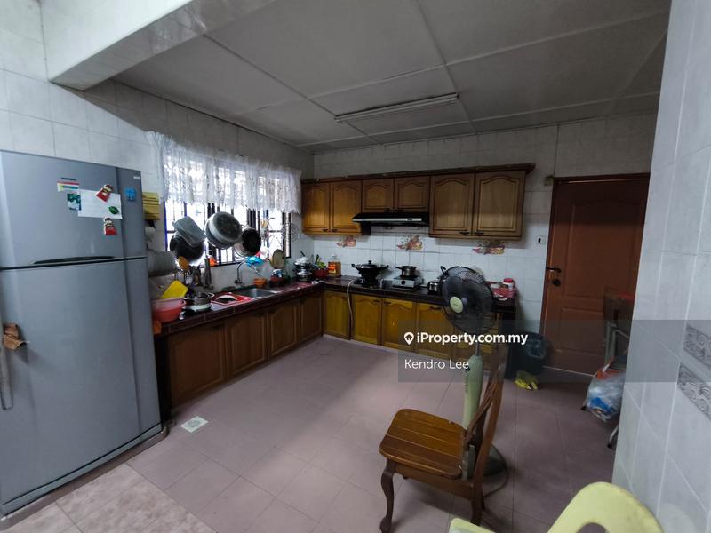 Rumah Berkembar untuk Dijual di Bukit Rahman Putra, Sungai Buloh oleh Kendro Lee - iProperty.com.my
