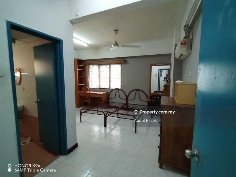 Kondominium untuk Dijual di Vista Komanwel A oleh Abdul Razak - iProperty.com.my
