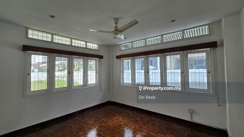 Bungalow House for Sale in Taman U Thant, Ampang by Siti Beeb - iProperty.com.my