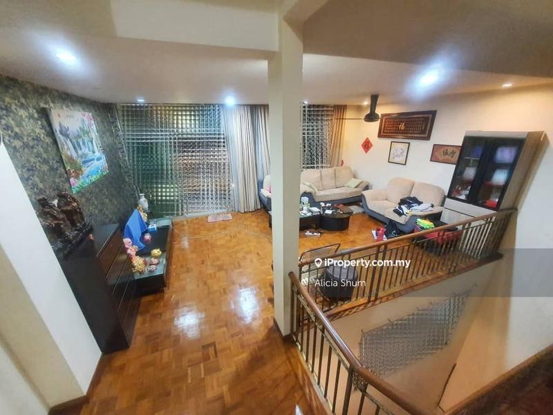 Rumah Teres untuk Dijual di Taman Bukit Jaya, Ulu Tiram oleh Alicia Shum - iProperty.com.my