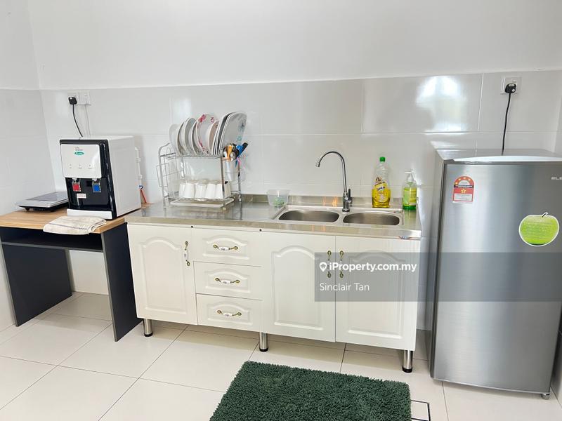 Kediaman Servis untuk Dijual di The Heights Residence oleh Geoffery Wee - iProperty.com.my