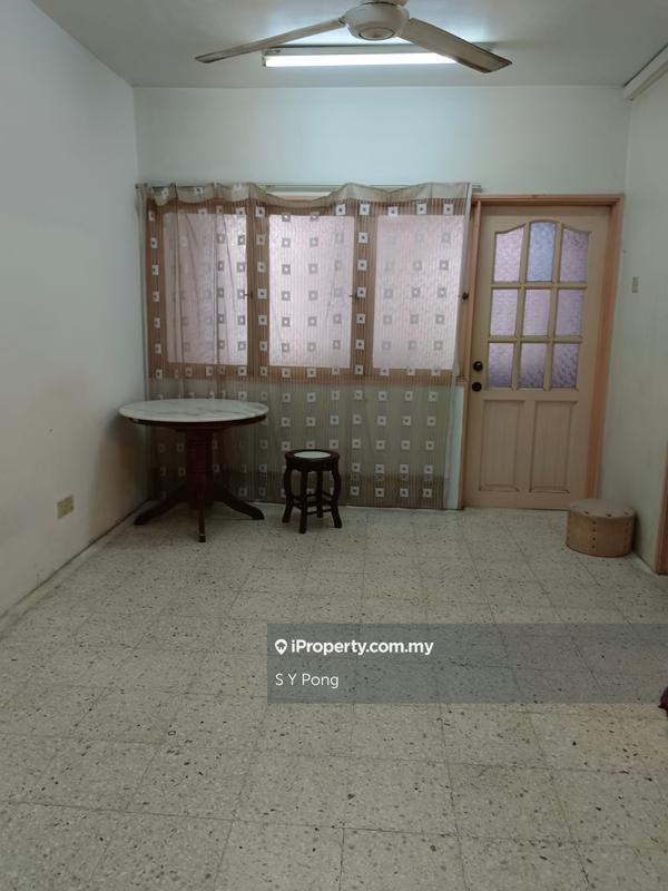 For Sale - Taman Putra Budiman Flat