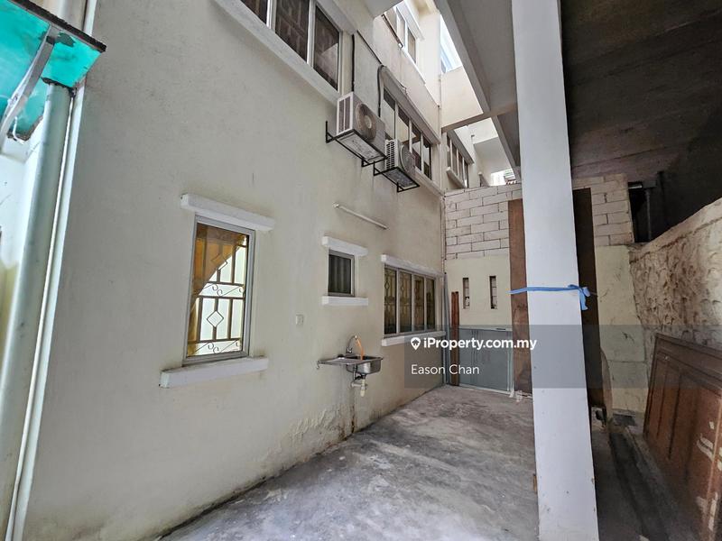 Rumah Bandar untuk Dijual di Taman Lagenda Mas, Cheras oleh Eason Chan - iProperty.com.my