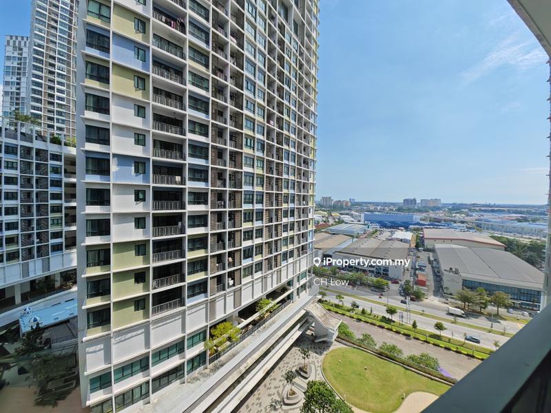 Kediaman Servis untuk Dijual di i-SOHO @ i-City oleh CH Low - iProperty.com.my