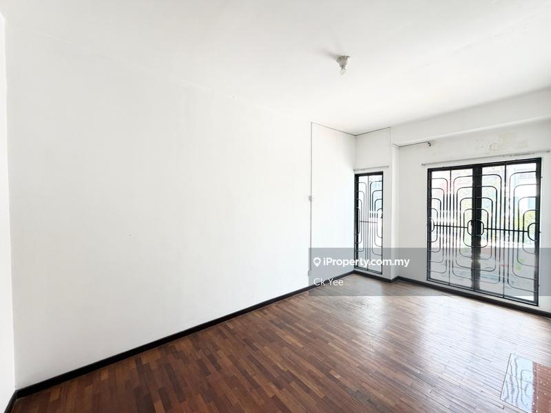 3-storey Terraced House for Sale in Taman Esplanad, Bukit Jalil by Ck Yee - iProperty.com.my