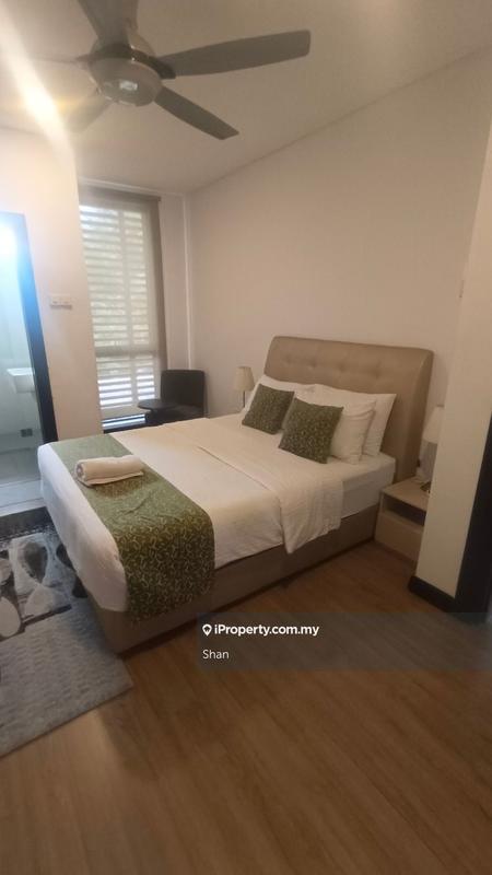 Rumah Berangkai 3 Tingkat untuk Disewa di Temasya Glenmarie, Glenmarie oleh Shan - iProperty.com.my