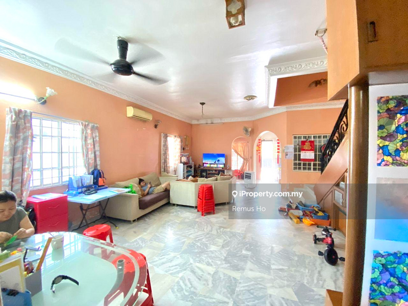 Rumah Teres untuk Dijual di Batu 9, Cheras oleh Remus Ho - iProperty.com.my