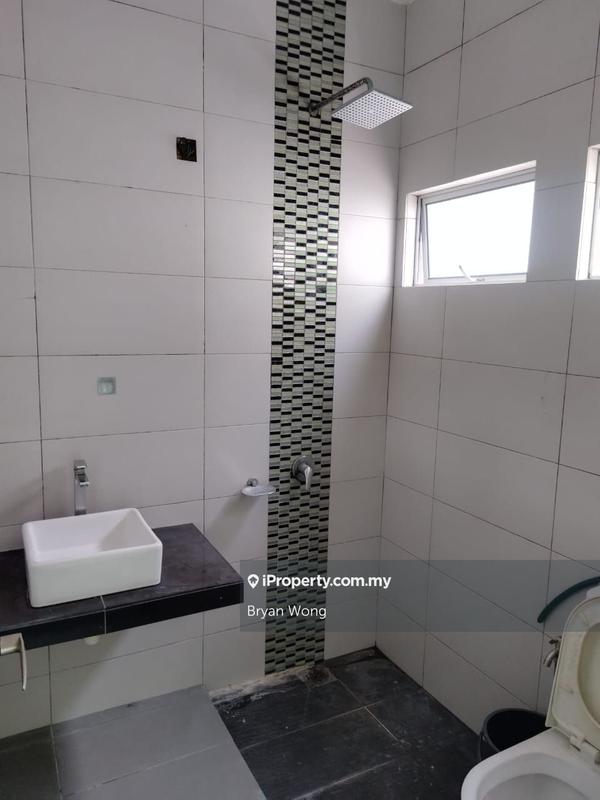 Rumah Berkembar untuk Dijual di Taman Damai Mewah, Kajang oleh Bryan Wong - iProperty.com.my