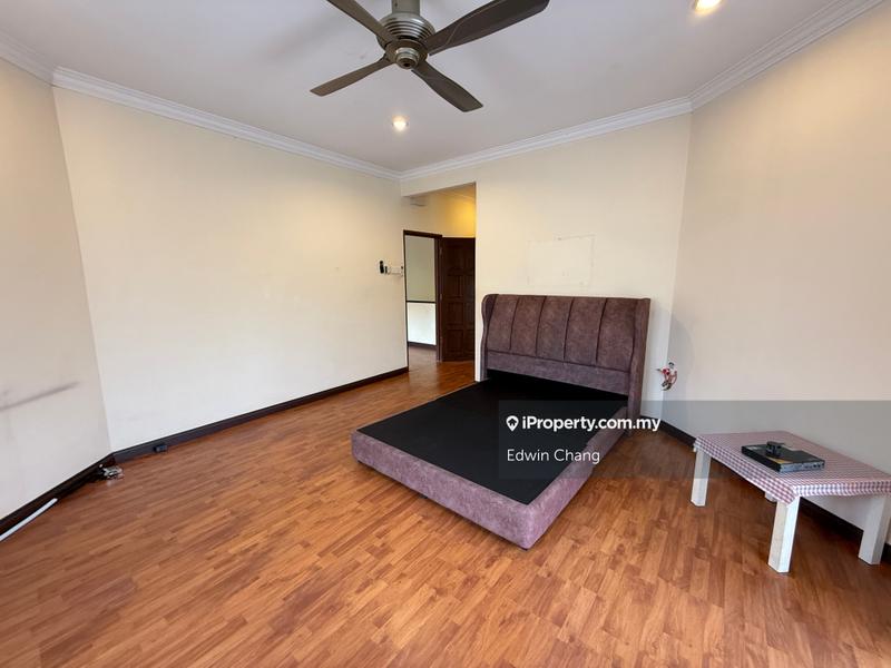 Rumah Berkembar untuk Dijual di Bandar Kinrara Seksyen 6, Bandar Kinrara oleh Edwin Chang - iProperty.com.my