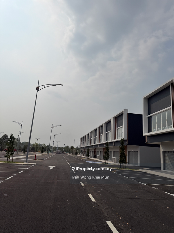 For Rent - bandar serenai Corak, kota warisan , arena x change warisan putri sepang