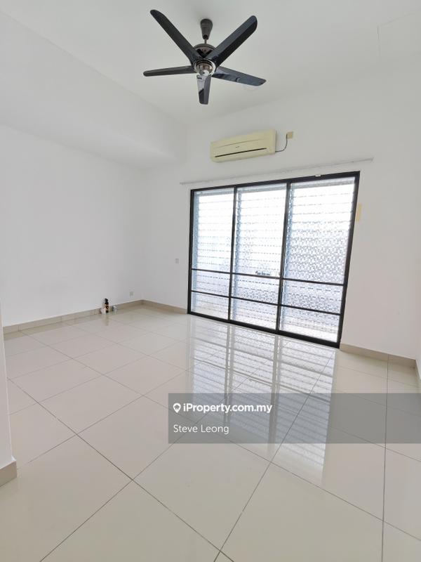 Rumah Berangkai 3 Tingkat untuk Dijual di Setia Utama, Setia Alam oleh Steve Leong - iProperty.com.my
