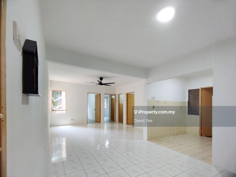 For Rent - saujana apartment