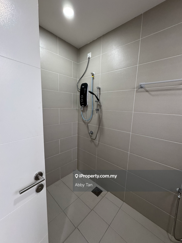 Rumah Teres untuk Disewa di Lunaria Resort Home, Bandar Sri Sendayan oleh Abby Tan - iProperty.com.my