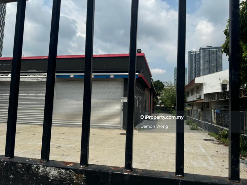 Bungalow House for Rent in Section 18 PJ Jalan Templer, Petaling Jaya by Damon Wong - iProperty.com.my