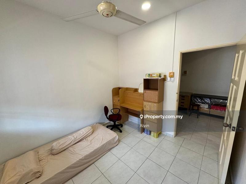 Townhouse for Sale in Taman Bukit Cheng, Cheng by Alvin - iProperty.com.my